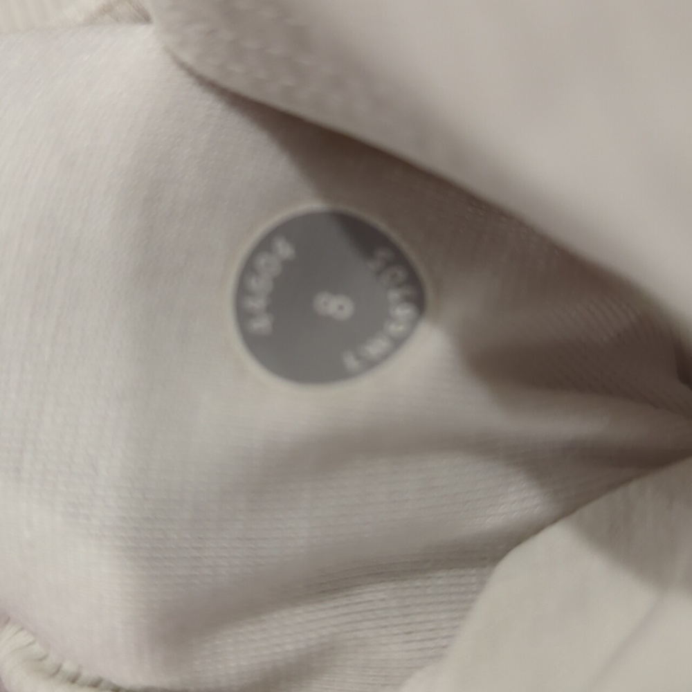 Lululemon Studio Crop *Liner White like new - Picture 9 of 14